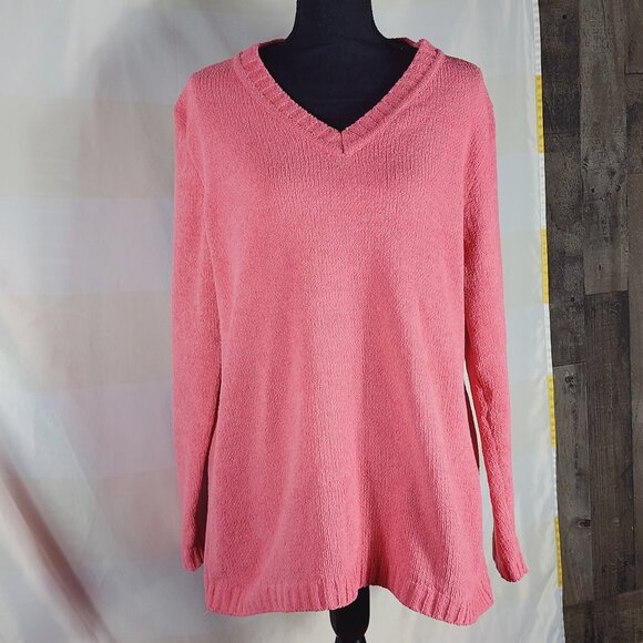 White Stag Sweaters - White Stag Corsage Pink Soft Poly VNeck Long Sleeve Chunky Sweater Size XL 16/18